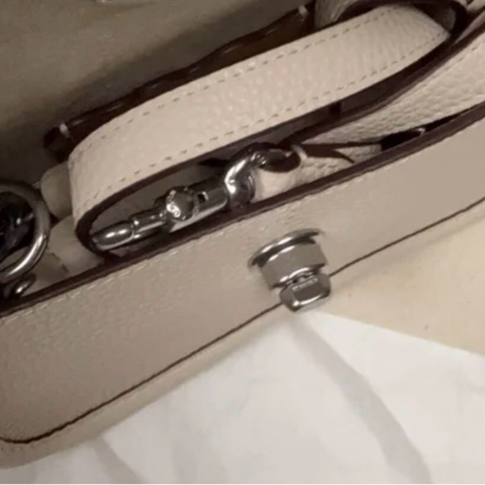 COACH NWT Mini Wavy Dinky Bag In Coachtopia Leather（COACH CQ852） - Picture 6 of 7